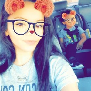 Meet your Posher, Nicole